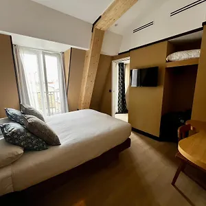 Amiral Fondary *** Paris